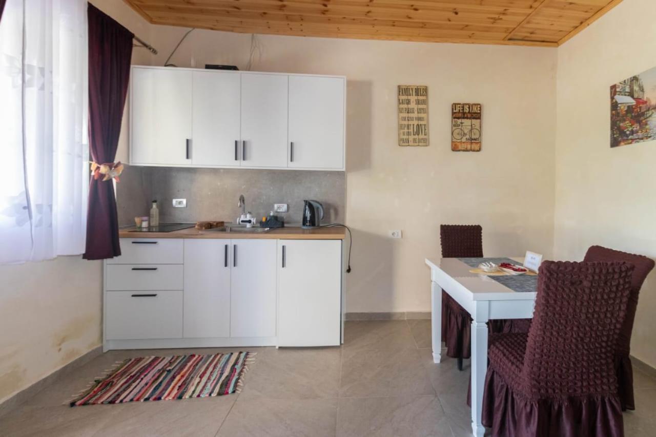 Olive Oasis Studio Berat Eksteriør billede