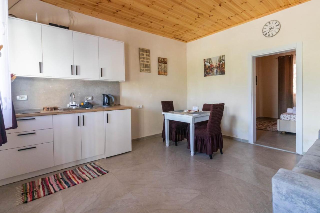 Olive Oasis Studio Berat Eksteriør billede